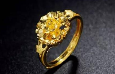 黄金戒指的寓意和象征 金玉良缘情比金坚