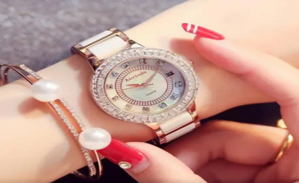 女人梦见手表坏了预示什么意思
